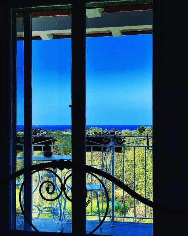 L'Incanto Di Nausicaa Ашеа Экстерьер фото